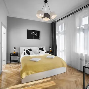  Apartament Pomarańczarnia Polska
